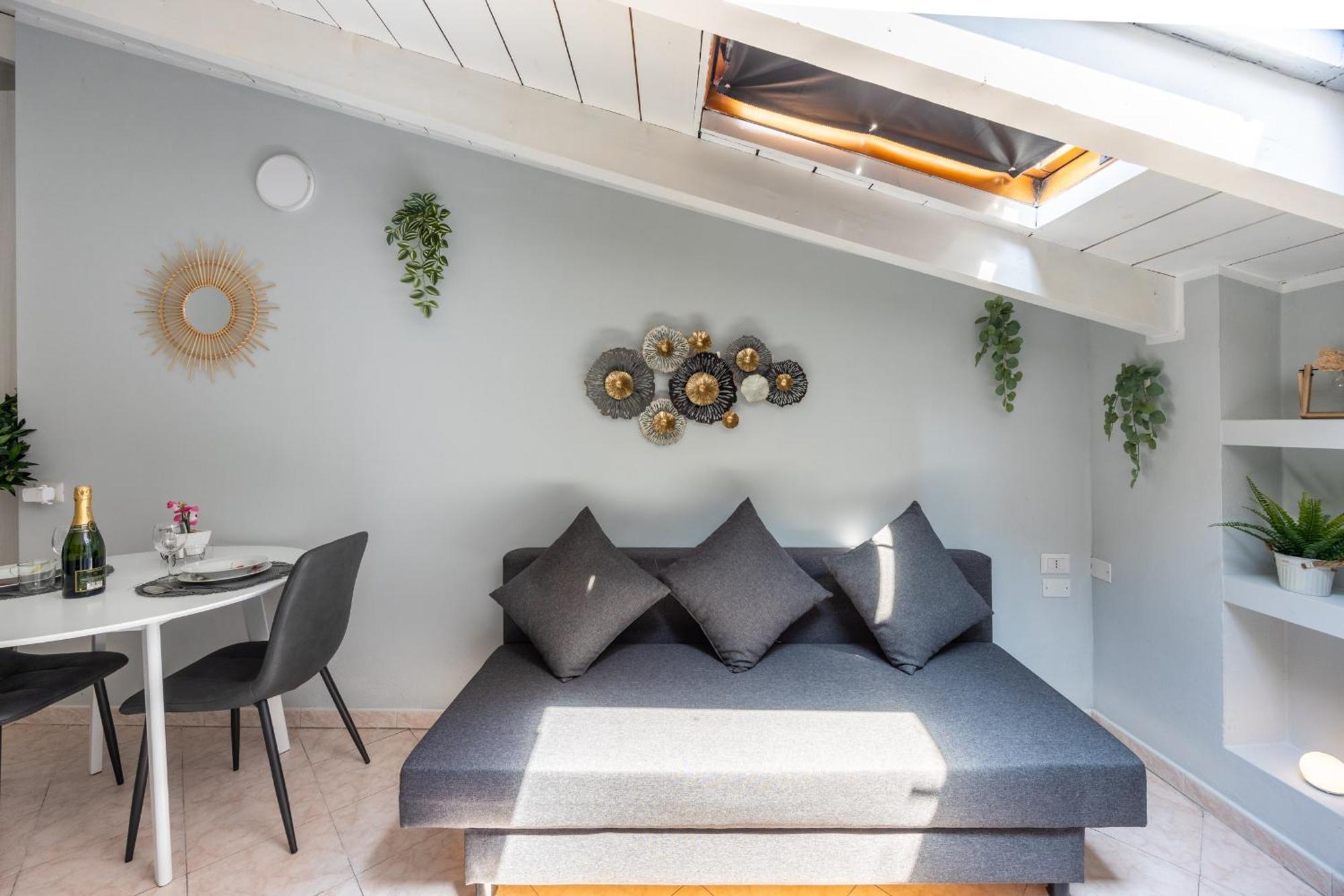 Free Parking Tiny House Wifi Netflix 15 Minuti Dal Duomo Lejlighed Milano Eksteriør billede