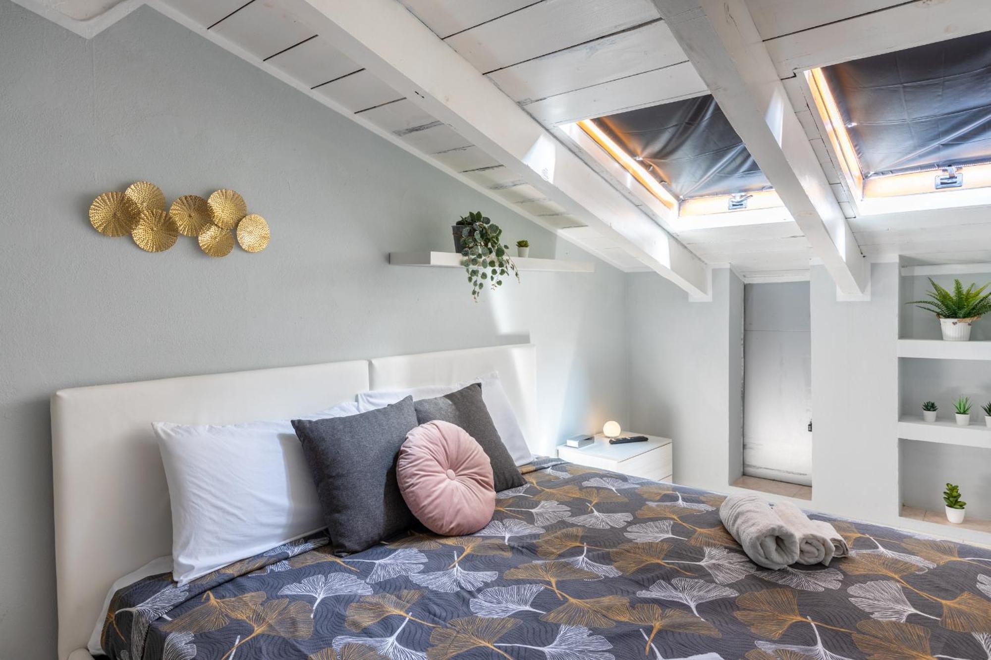 Free Parking Tiny House Wifi Netflix 15 Minuti Dal Duomo Lejlighed Milano Eksteriør billede